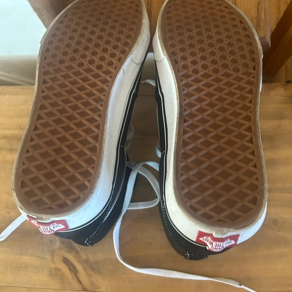 Van’s Sk8 High Tops. M8/W9.5 - Picture 4 of 8